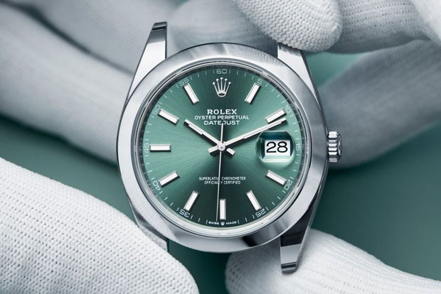 نحوه تعیین استاندارد برای برتری در صنعت ساخت ساعت توسط رولکس (Rolex)